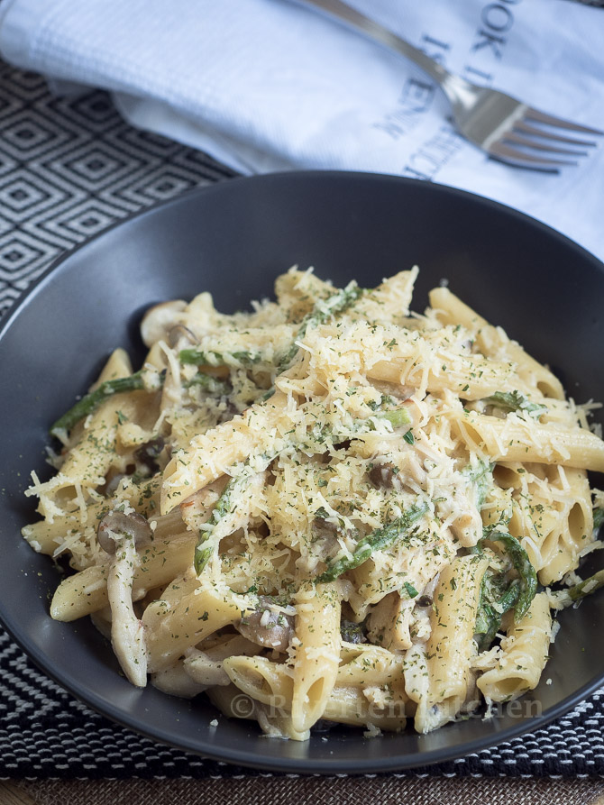 Penne Pasta with Cream Cheese Sauce