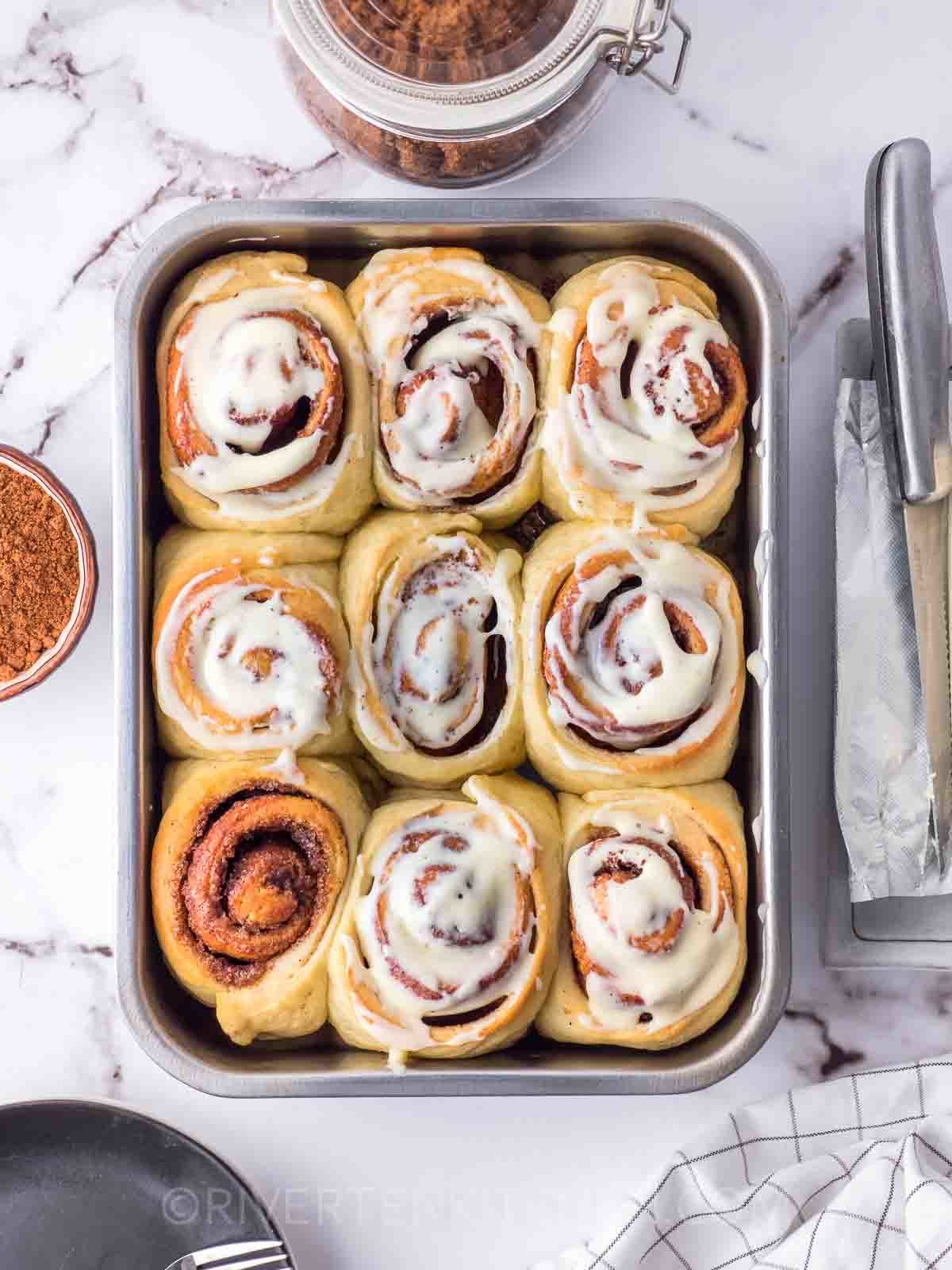 recipe for quick cinnamon rolls with cream cheese frosting