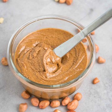 roasted peanut butter made of raw peanuts
