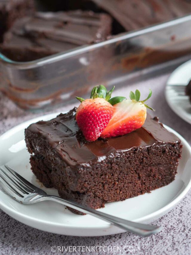Simple Moist Chocolate Cake (No Butter!)