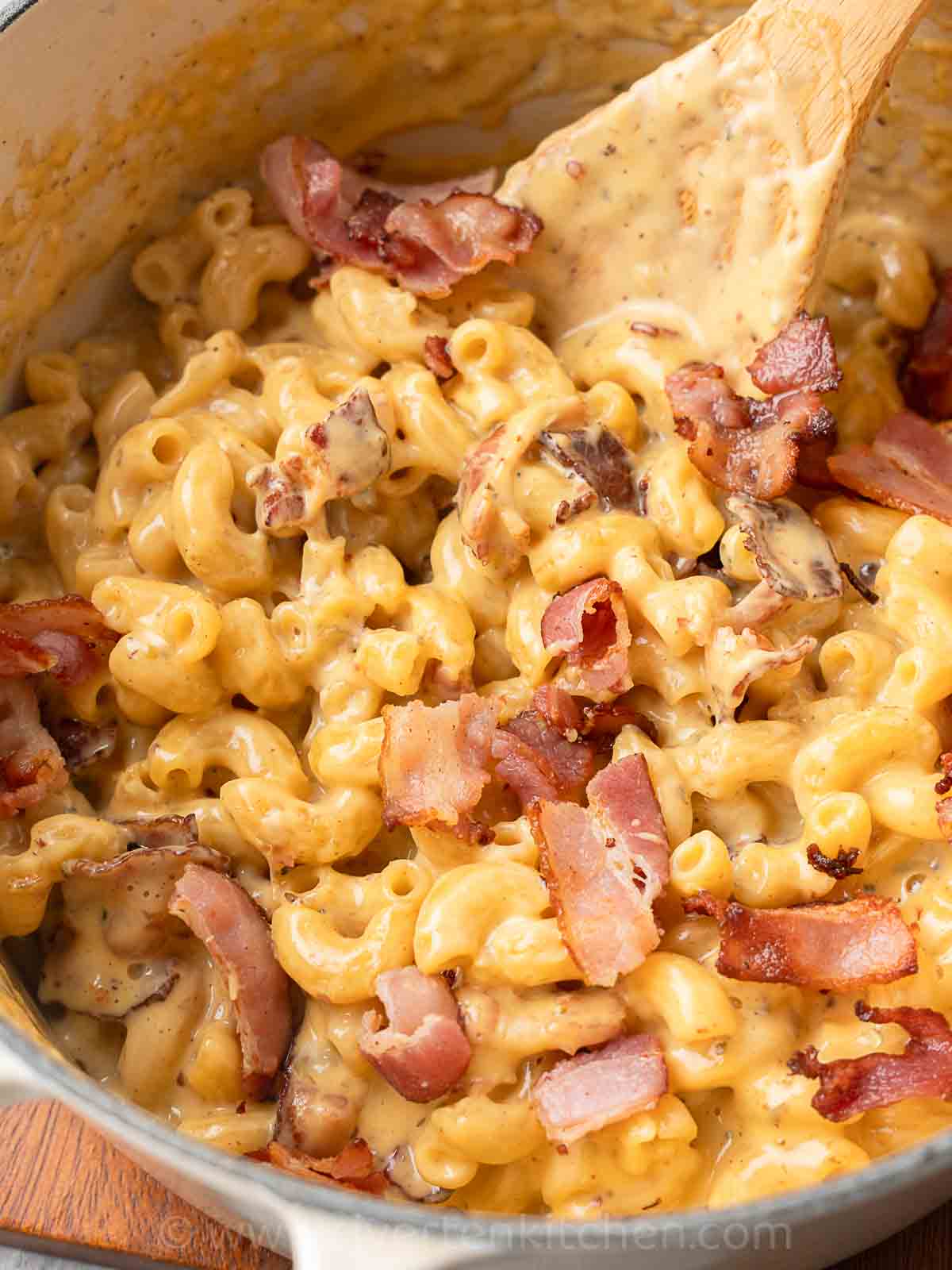 stovetop mac and cheese cooked in one pot.